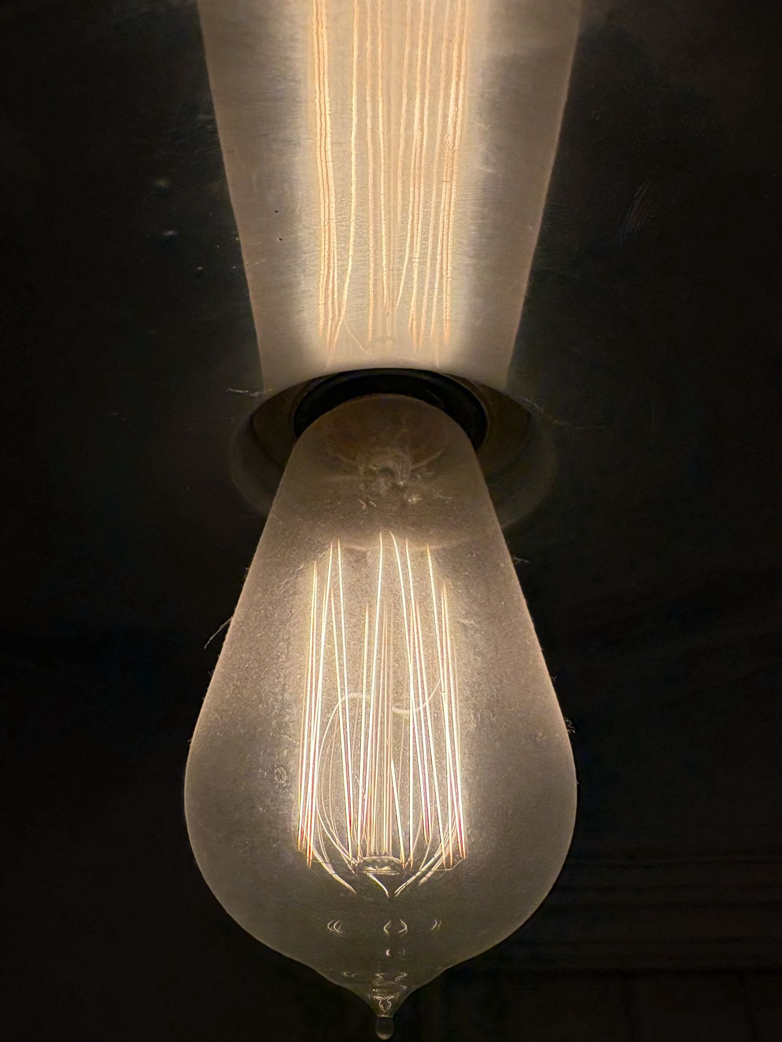 Light bulb